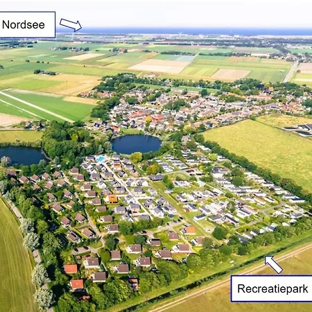 578 Op Recreatiepark De Wielen シャレー